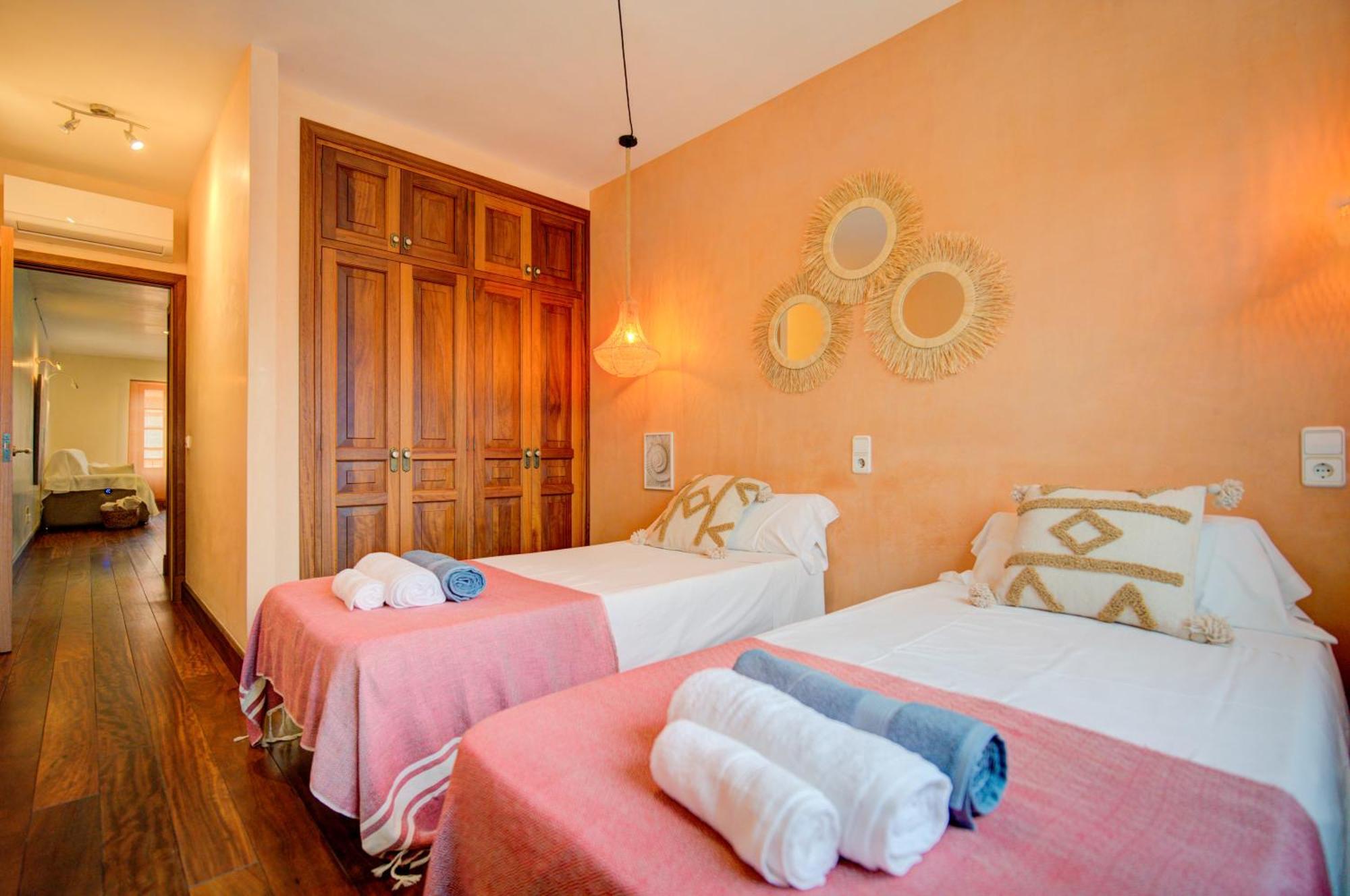 Casa Boutique Xalam " Piscina Climatizada, Jacuzzi, Billar " Villa Sant Lluis Dış mekan fotoğraf